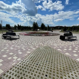 Кемеровская область, ПГТ Бачатский, парк «Юбилейный» Кемеровская область, ПГТ Бачатский, парк «Юбилейный»